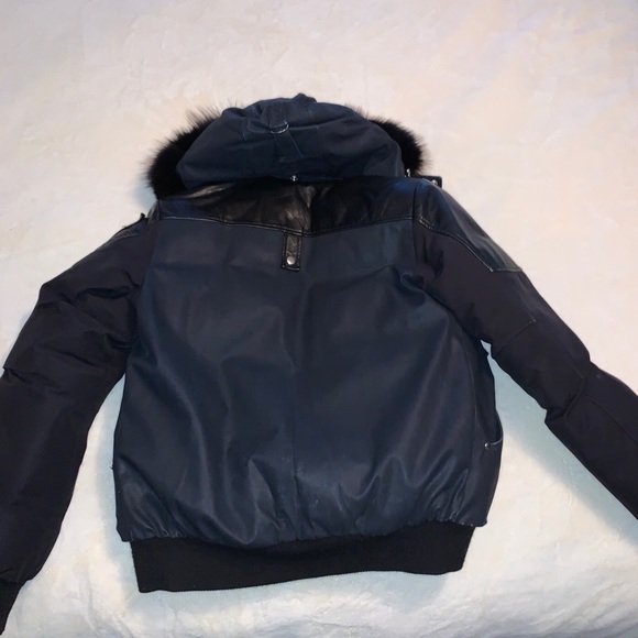 Moose knuckle - Picture 4 of 6